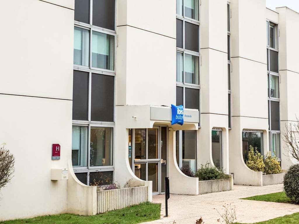 Ibis Budget Caen Mondeville Екстериор снимка