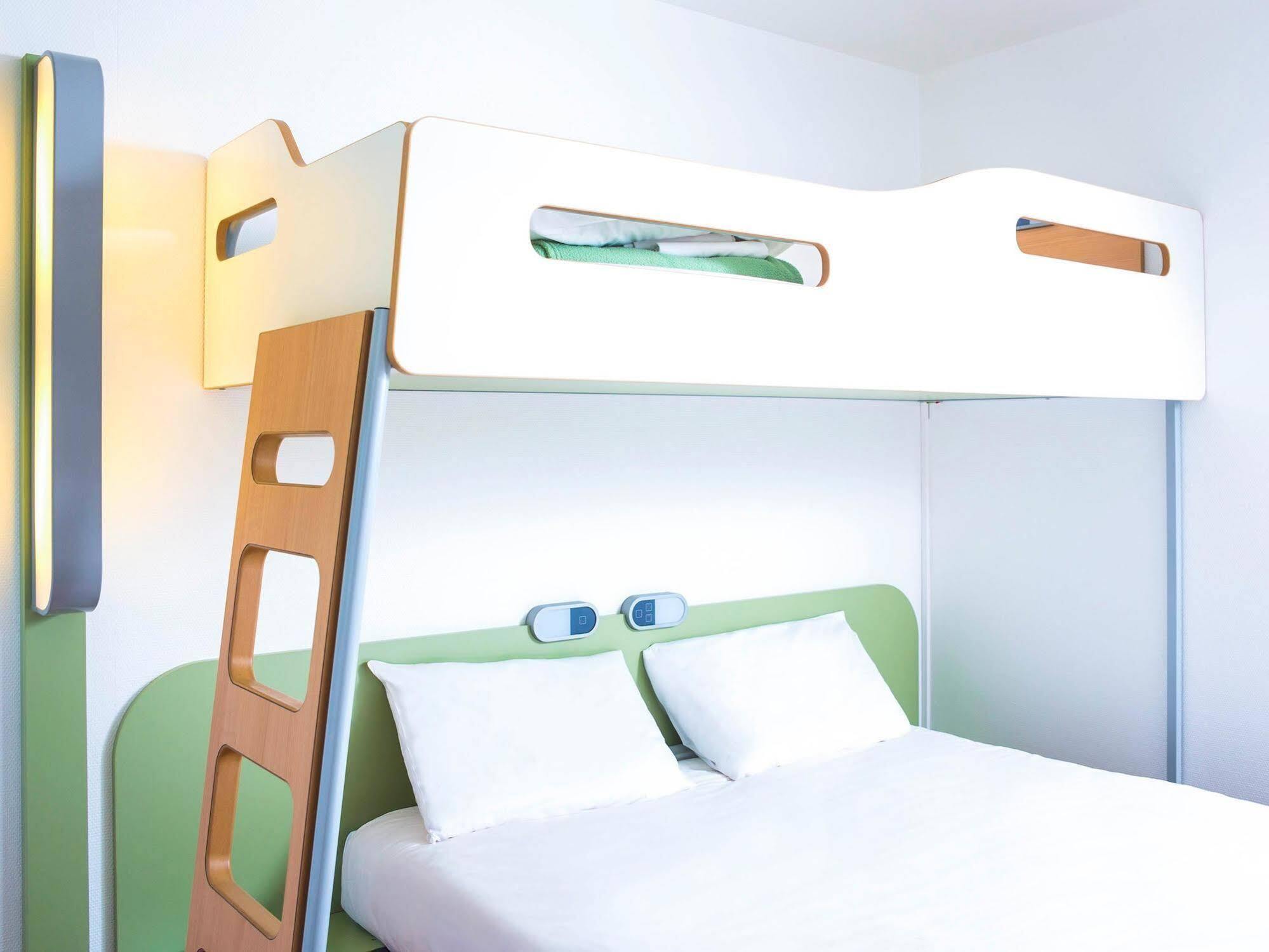 Ibis Budget Caen Mondeville Екстериор снимка