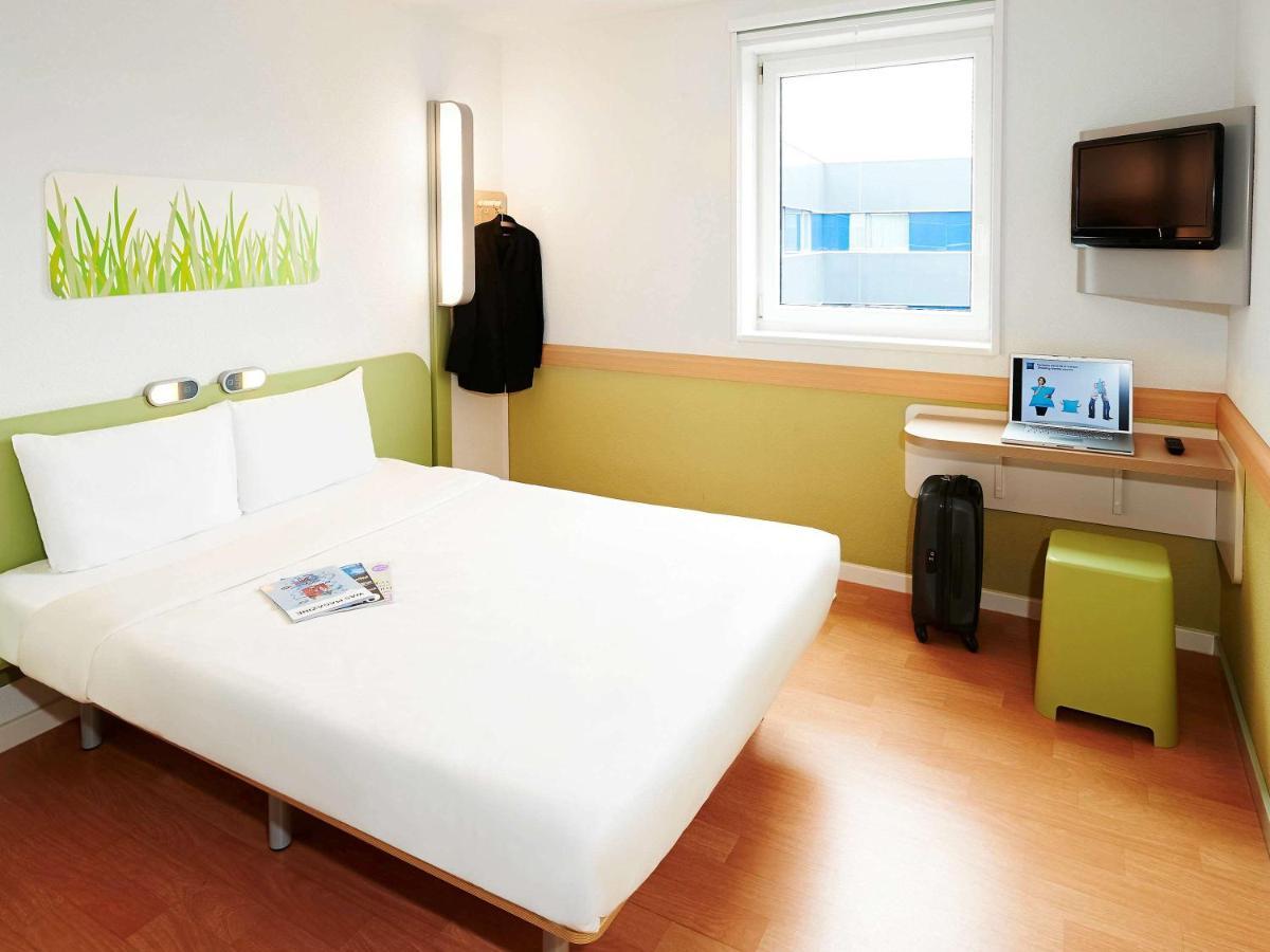 Ibis Budget Caen Mondeville Екстериор снимка